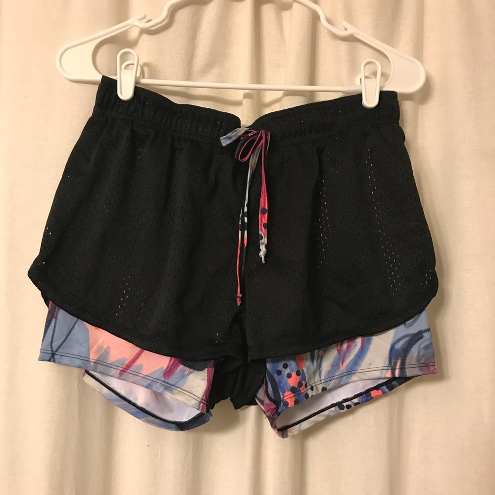 NWOT！Workout shorts